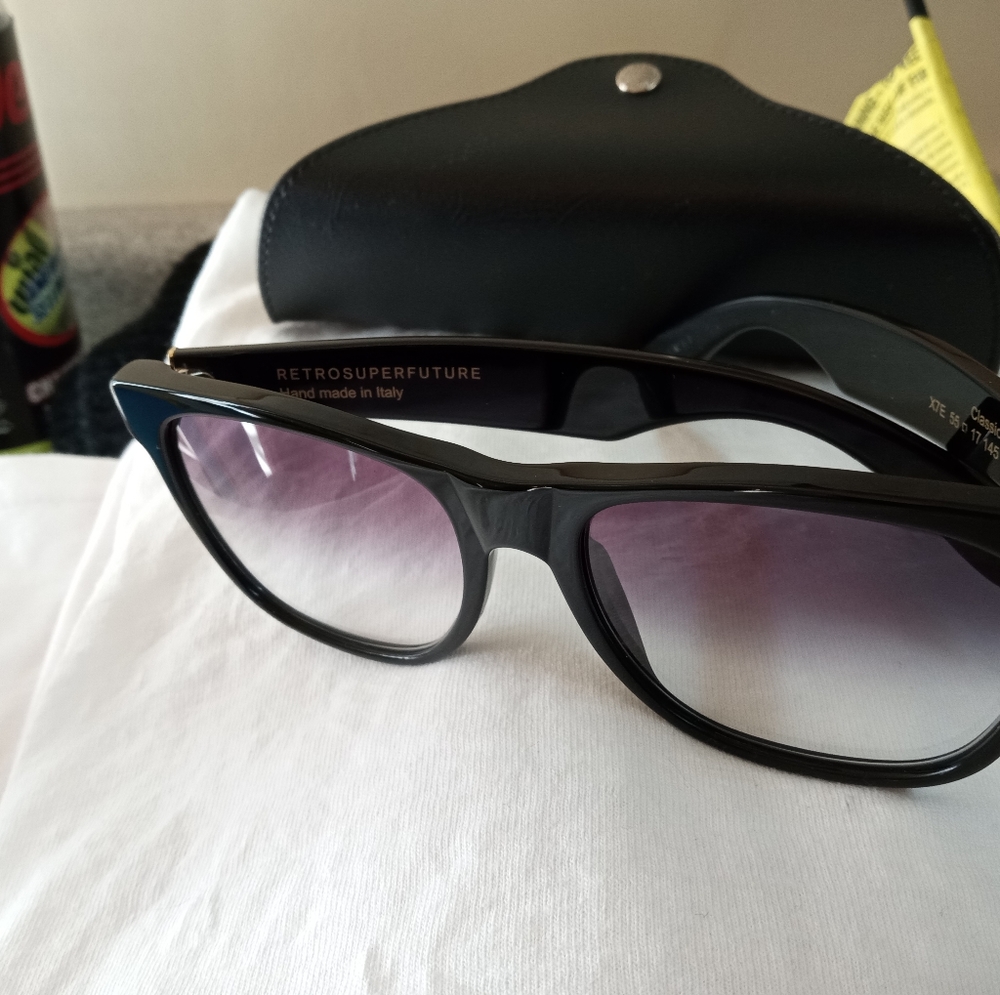 The Irishman Pesci Sunglasses, studio replica